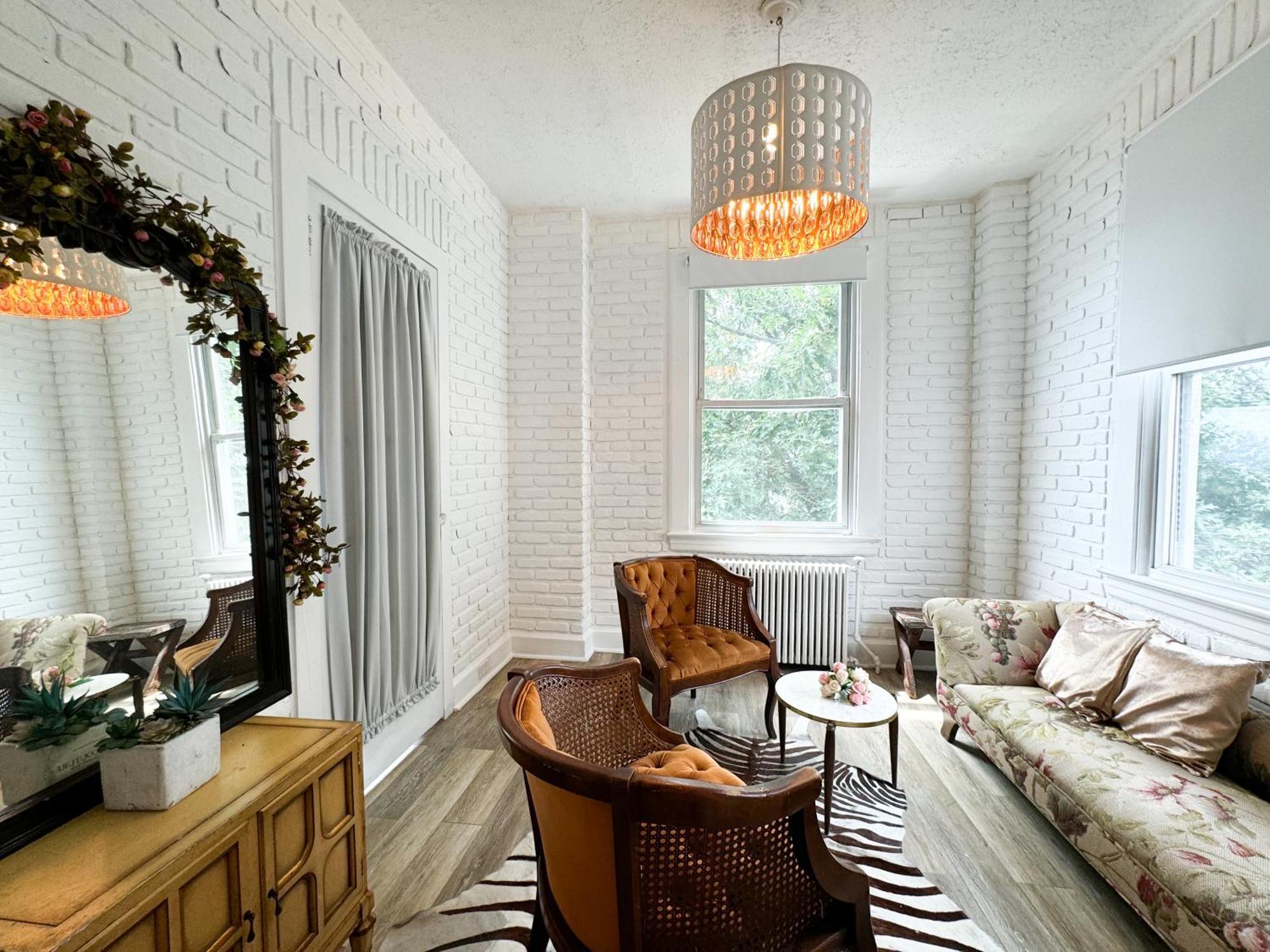 Nyc Views Spacious 3 Bedroom Apartment